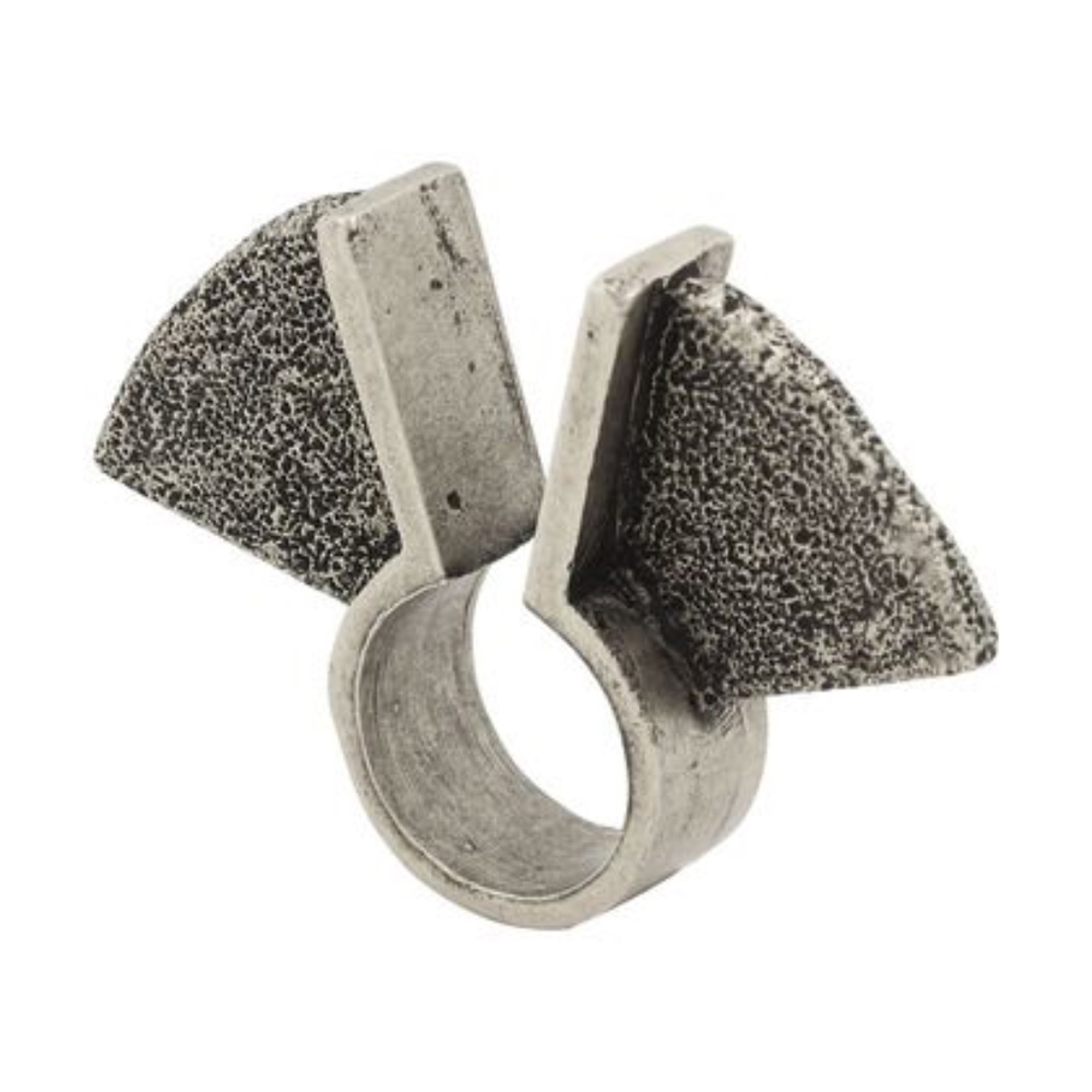 Low Luv x Erin Wasson Sandcast Sculpted Ring